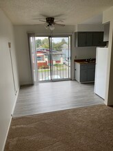 906 Channing Way, Unit D in Berkeley, CA - Foto de edificio - Building Photo