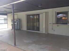 1106 SE 21st Ln in Cape Coral, FL - Building Photo - Building Photo