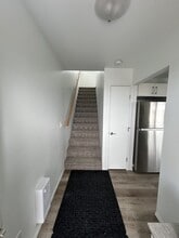 7612-7136 136 Ave NW in Edmonton, AB - Building Photo - Building Photo