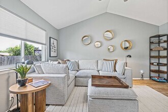 5909 Cherry Loop in Austin, TX - Building Photo - Building Photo