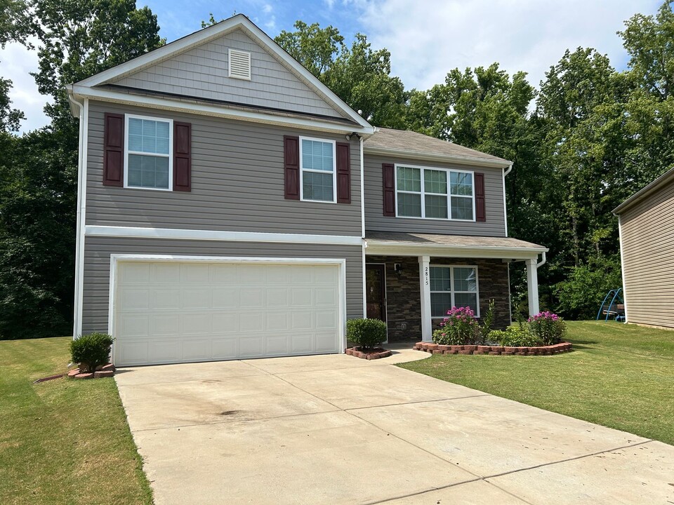 2815 Tancor Ct in Charlotte, NC - Building Photo