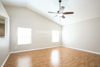 3236 Weller Dr in Indianapolis, IN - Building Photo - Building Photo