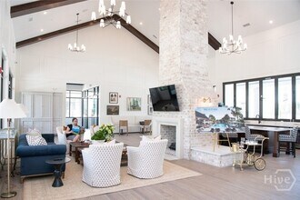 100 Ronda St, Unit C1 in Savannah, GA - Foto de edificio - Building Photo