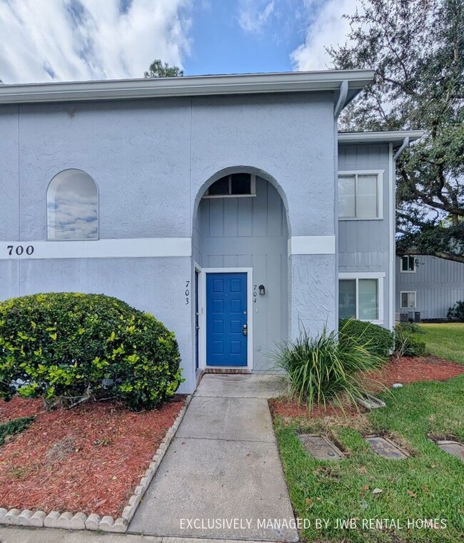 3270 Ricky Dr in Jacksonville, FL - Foto de edificio - Building Photo