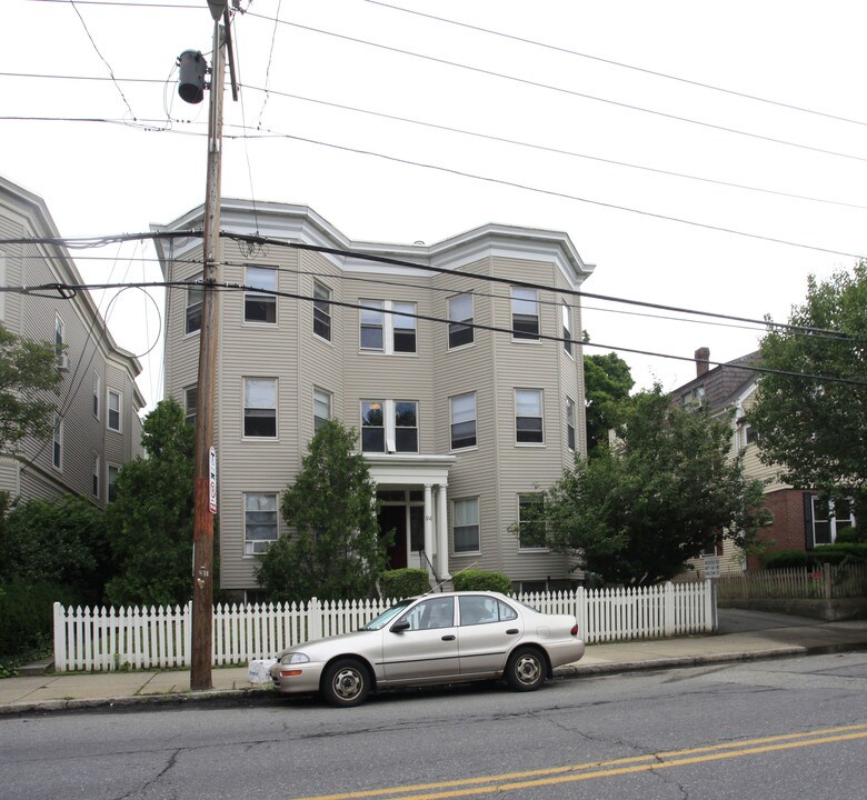 94 Boston Ave in Medford, MA - Foto de edificio