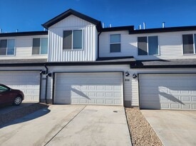 506 S May Dr in Cedar City, UT - Building Photo