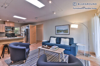926 Webster St in Palo Alto, CA - Building Photo - Building Photo