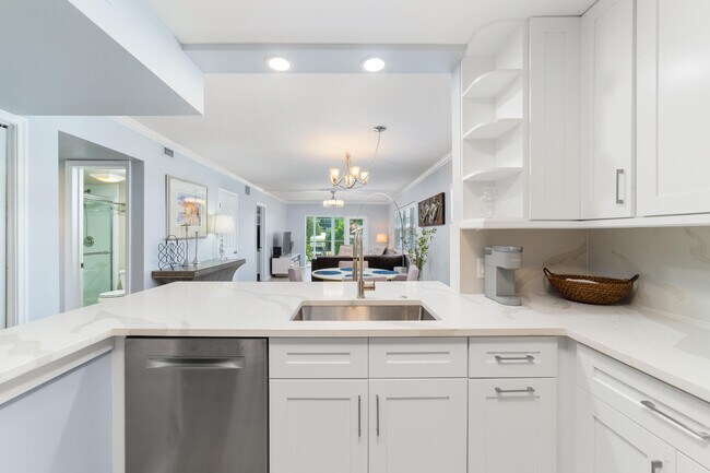 1700 S Ocean Blvd