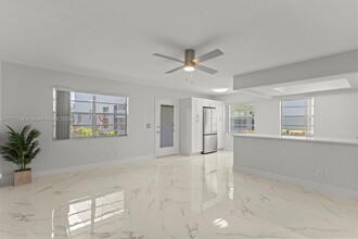 108 Flanders C in Delray Beach, FL - Building Photo - Building Photo