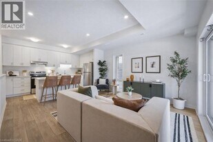 137 REVERIE Wy in Kitchener, ON - Building Photo