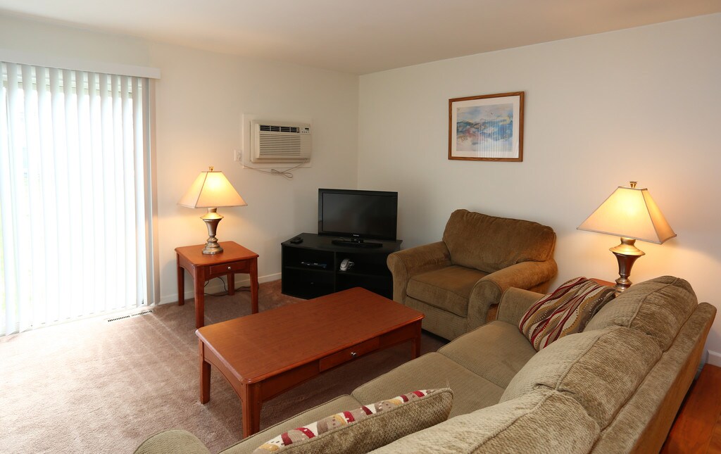 Townhouse East Apartments Manlius, NY Apartments For Rent