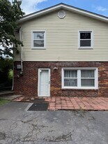 3808 Oakwood Ln in Knoxville, TN - Building Photo