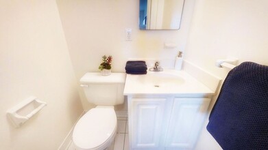277 Saint Paul St, Unit 918L in Brookline, MA - Building Photo - Building Photo