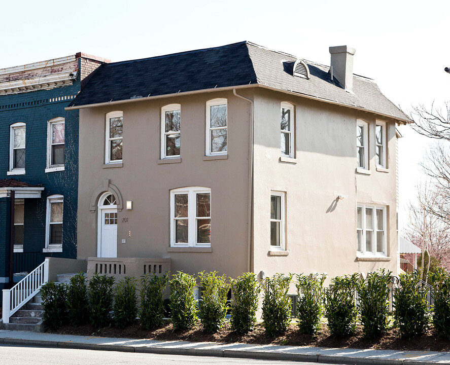 701 Florida Ave NE in Washington, DC - Building Photo