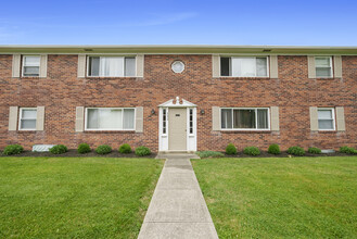 4944 - 4958 Arbor Village Dr in Columbus, OH - Building Photo - Building Photo