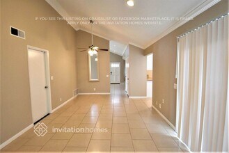 1500 W Alexis Ave in Anaheim, CA - Foto de edificio - Building Photo