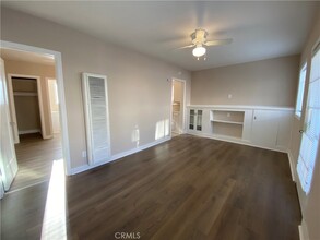 1034 W 15th St in Los Angeles, CA - Building Photo - Building Photo