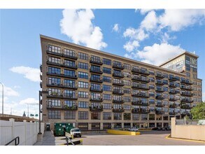 290 Market St in Minneapolis, MN - Building Photo - Building Photo