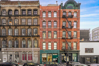 109 Reade St in New York, NY - Building Photo - Building Photo