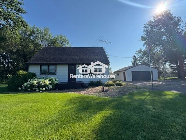 20500 County Rd 10 in Corcoran, MN - Building Photo - Building Photo