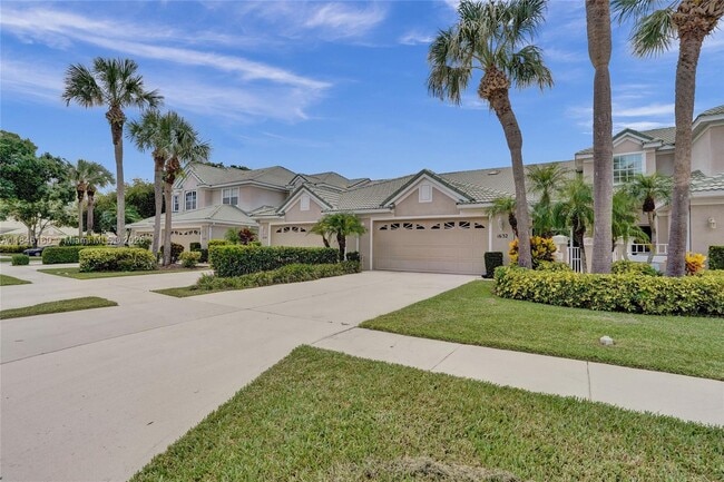 property at 1632 SW Harbour Isles Cir
