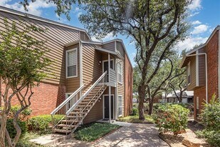 3639 W Northgate Dr in Irving, TX - Building Photo