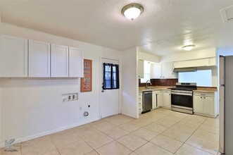 5302 Alamo Dr in Abilene, TX - Building Photo - Building Photo