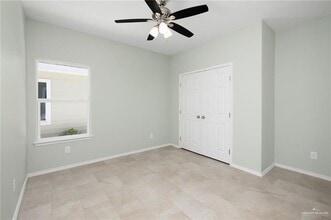 14 E Mahl St in Edinburg, TX - Building Photo - Building Photo