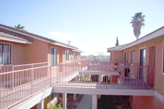 Sonterra Apartments in Palmdale, CA - Building Photo - Building Photo