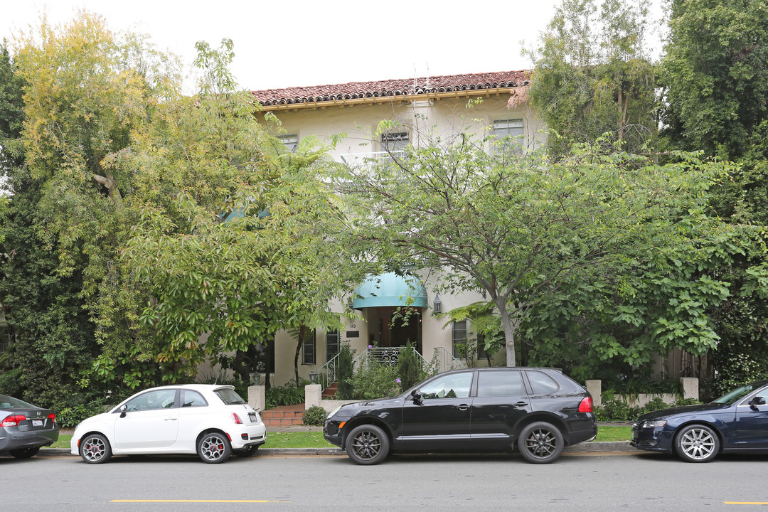 149 S Roxbury Dr in Beverly Hills, CA - Building Photo