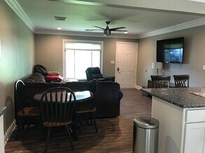 225 Sandalwood Dr in Cranberry Township, PA - Building Photo - Building Photo