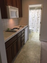 177 W Springer Dr in Turlock, CA - Building Photo - Building Photo