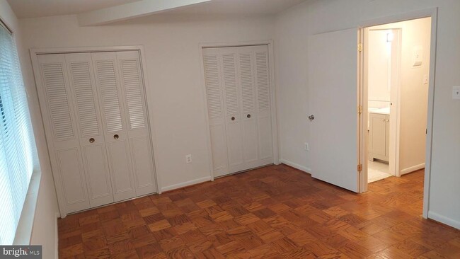 10436 Rockville Pike in North Bethesda, MD - Building Photo - Building Photo