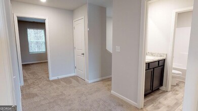 25 Miller Lake Ct in Covington, GA - Building Photo - Building Photo