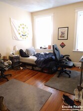 1193 Commonwealth Ave in Boston, MA - Foto de edificio - Building Photo