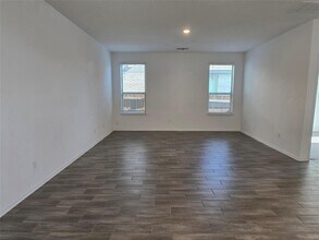 513 Pickrell Lp in Liberty Hill, TX - Building Photo - Building Photo