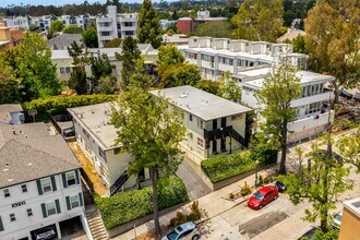 507 Landfair Ave in Los Angeles, CA - Building Photo - Building Photo