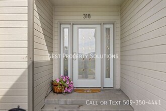 318 E Tanglewood Dr in Moses Lake, WA - Building Photo - Building Photo