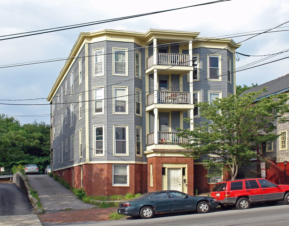 28 High St in Portland, ME - Foto de edificio