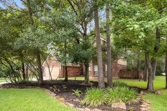 2 Amber Fire Pl in Spring, TX - Foto de edificio - Building Photo
