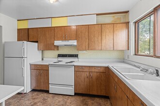 424 N English St in St. Paul, MN - Building Photo - Building Photo