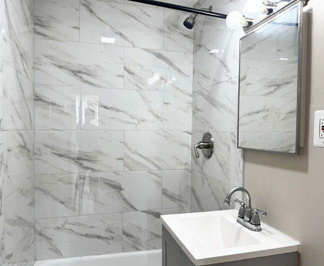 76 CARLTON Ave in Jersey City, NJ - Building Photo - Building Photo