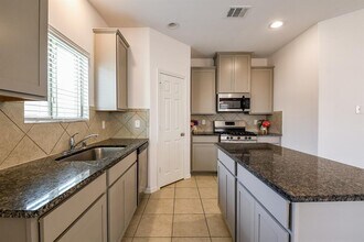 6421 Innsbruck Meadows Ln in Houston, TX - Building Photo - Building Photo