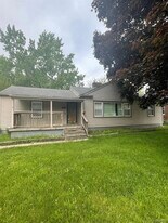 32851 Linderman Ave in Warren, MI - Building Photo