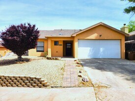 3362 Highridge St in Las Cruces, NM - Building Photo