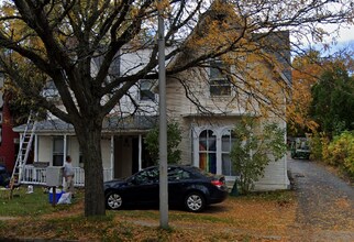 158 Main St in Winooski, VT - Foto de edificio - Building Photo