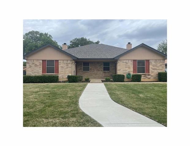 property at 7761 Sable Ln