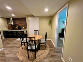 3962 Wilcoxson Dr, Unit Patio Apartment in Fairfax, VA - Building Photo - Building Photo