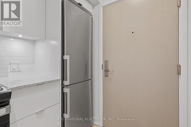 500 Wilson Ave in Toronto, ON - Building Photo - Building Photo