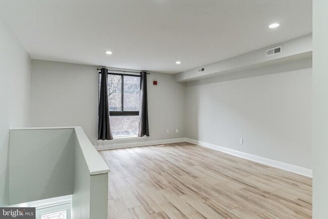 1711 South St in Philadelphia, PA - Building Photo - Building Photo